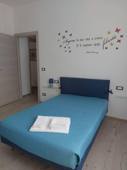 Titti'S House - Parcheggio Custodito In Garage Gratis เจนัว ภายนอก รูปภาพ